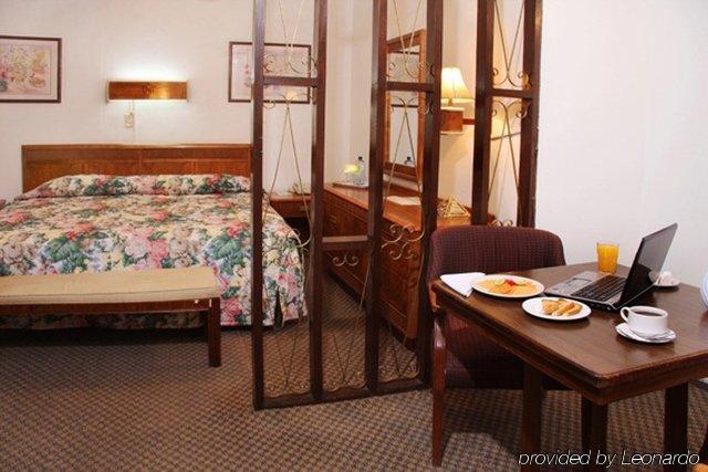 Hotel Premier Saltillo Coahuila Rum bild